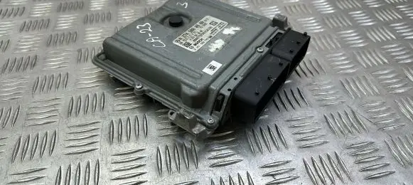 Mercedes-Benz C W205 Engine control unit/module A2749000800 A2749010600