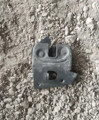 BMW 3 E90 E91 Seat back rest lock catch 7112863