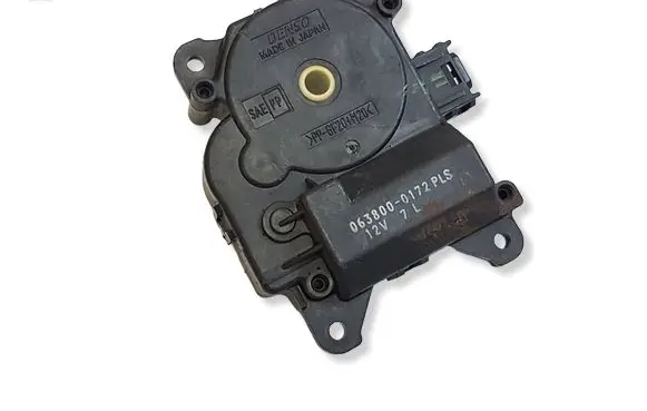 Lexus RX III Air flap motor/actuator 0638000172