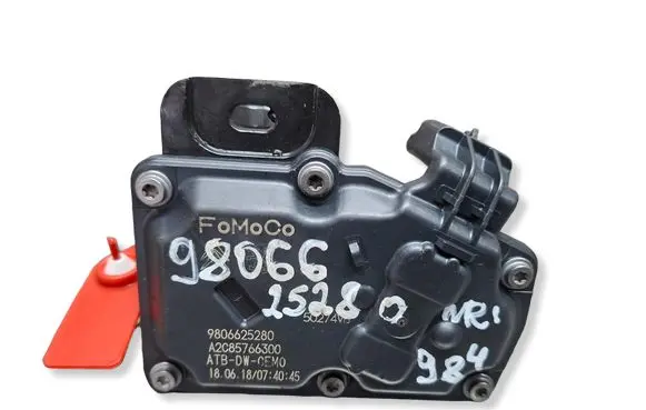 Peugeot 508 Throttle body valve S26312984 9806625280