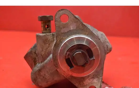AC 428 Power steering pump 7683955