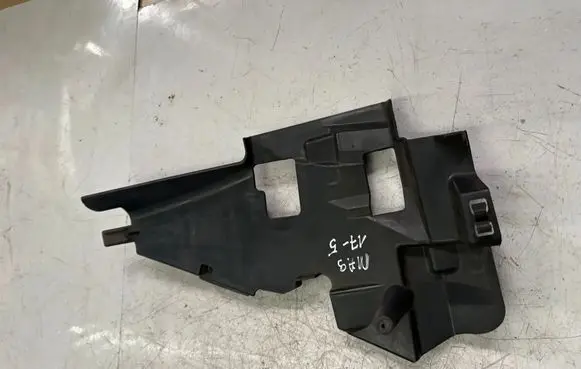 Renault Master III Intercooler air guide/duct channel 214987755R