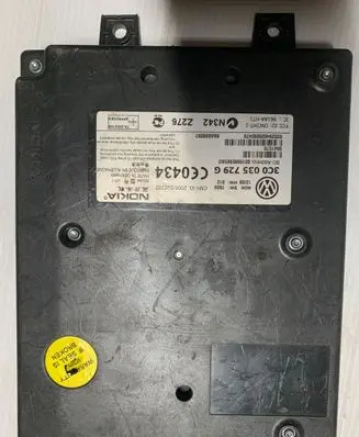 Volkswagen Golf V Bluetooth control unit module 3C0035729G 2006DJ2202
