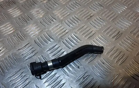 BMW 6 F12 F13 Engine coolant pipe/hose 7689442