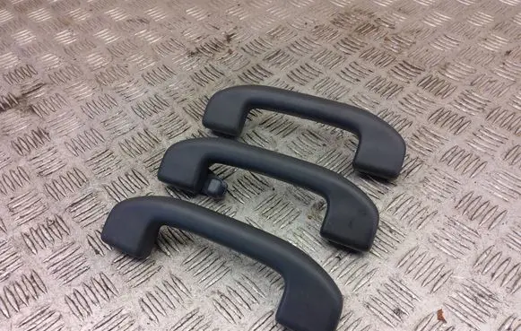 Nissan Juke I F15 A set of handles for the ceiling 