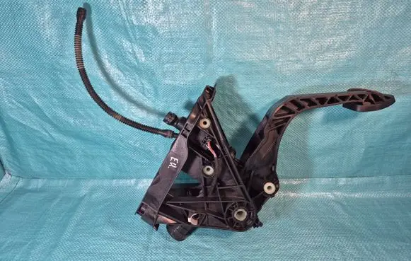 Skoda Octavia Mk3 (5E) Clutch pedal 5Q1721059EQ 45C71CCA