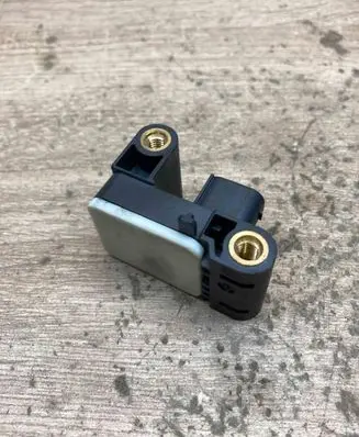 BMW X3 E83 Airbag deployment crash/impact sensor 6911003 0285003900