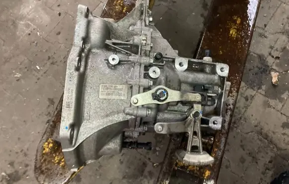 Ford Fiesta Manual 5 speed gearbox H1BR7002GFF