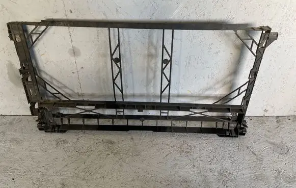 Renault Trafic III (X82) Radiator support slam panel bracket 144610871R LD685002 0045672