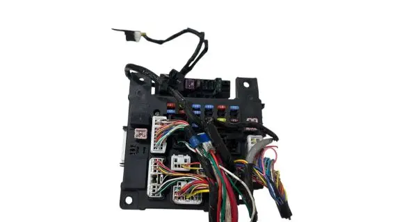 Mitsubishi Lancer X Fuse module 8637A318 519087902 L8637001A