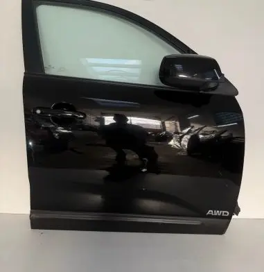 KIA Sorento Front door