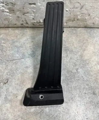 BMW i3 Accelerator throttle pedal 6889819