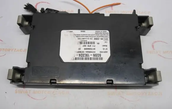 Volvo V70 Bluetooth control unit module 6G9N-19C024-AJ 31210292AA