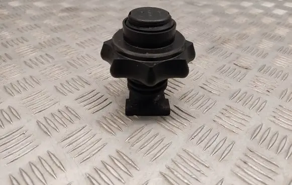 Volkswagen PASSAT CC Spare wheel bolt 3C0803899