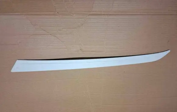 Mercedes-Benz 280 450 W116 Rear fender molding trim 