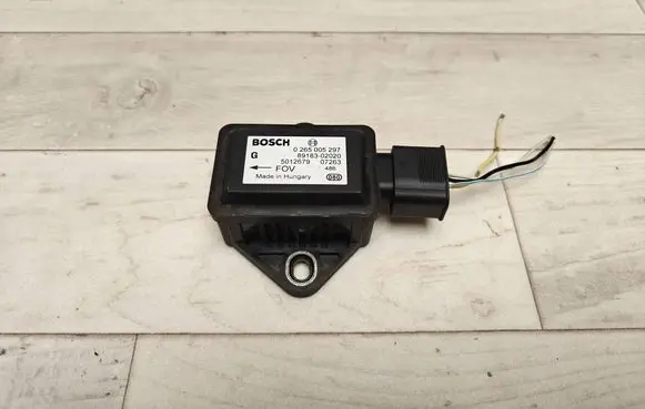 Toyota Avensis T250 ESP acceleration yaw rate sensor 0265005297 5012679 8918302020