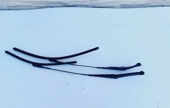 Audi A4 S4 B8 8K Front wiper blade arm