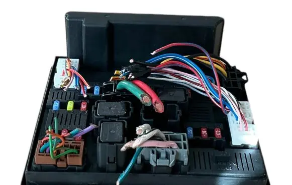 Nissan Qashqai Fuse box set 284B7JD02C 522753F01 8922002275
