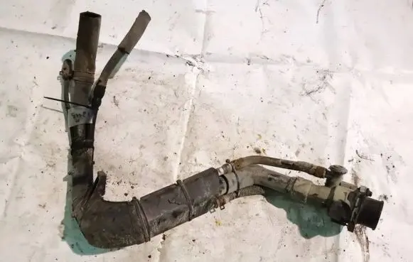 KIA Ceed Fuel tank filler neck pipe 
