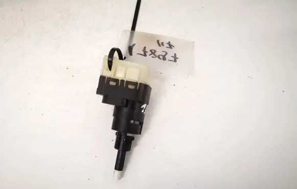 Skoda Octavia Mk2 (1Z) Brake pedal sensor switch