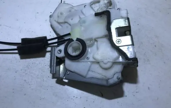 Honda Insight Rear door lock