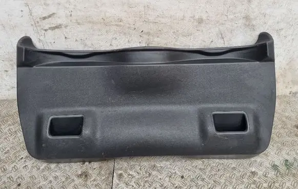 Citroen C3 Picasso Tailgate trim 9681568577