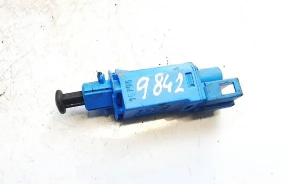 Volkswagen PASSAT B4 Brake pedal sensor switch 1h0mw0 927189