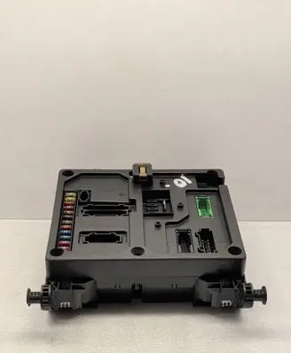 Volkswagen Sharan Fuse module S120042300A