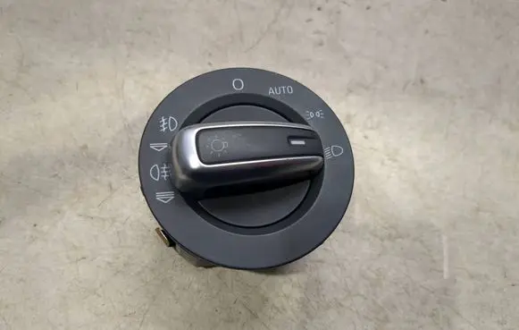 Audi Q7 4L Light switch 
