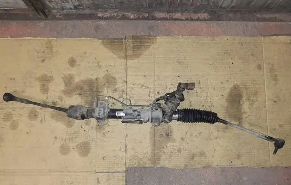 Mazda 626 Steering rack BDGA2A 667505