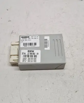 BMW 5 GT F07 Suspension control unit/module 6798662 004002000 004011004