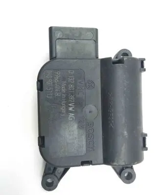 Seat Alhambra (Mk2) Intake manifold valve actuator/motor 996644NB 0132801392