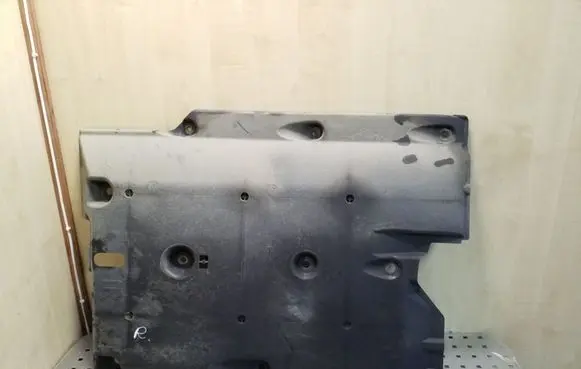 Renault Kadjar Center/middle under tray cover 