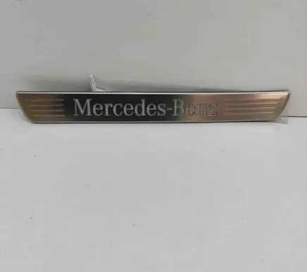 Mercedes-Benz GLE W167 Rear sill trim cover A1676862100 A1676861400