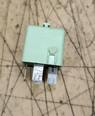BMW 5 F10 F11 Other relay 6136837370001 61368373700 8373700