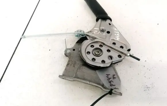 Handbrake/parking brake lever assembly