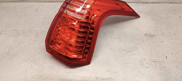 Peugeot 5008 Rear/tail lights 26120202 9672666680