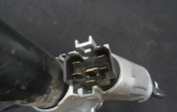 Volkswagen Vento Ignition lock contact 