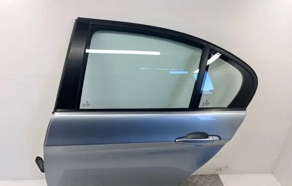 BMW 3 E90 E91 Rear door