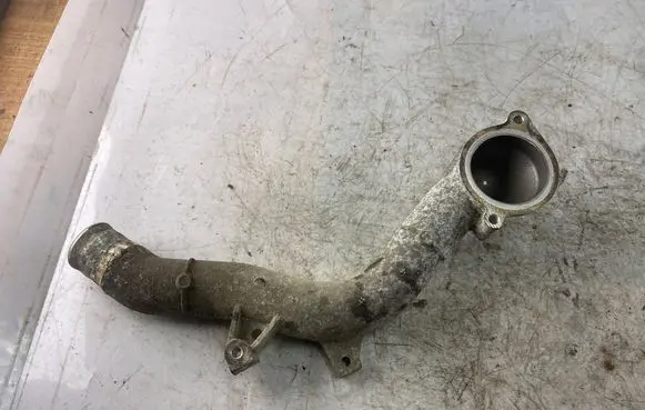 Toyota Land Cruiser (HDJ90) Engine coolant pipe/hose