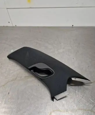 (C) pillar trim