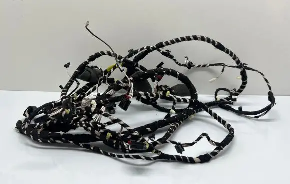 Seat Alhambra (Mk2) Tailgate/trunk wiring harness 4D0972704