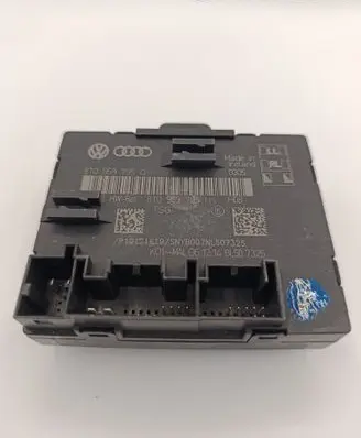Audi A4 Allroad B8 Door control unit/module 8T0959795Q 8T0959795H