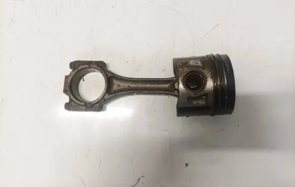 Audi A6 S6 C5 4B Piston with connecting rod