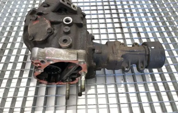 Toyota RAV 4 (XA10) Gearbox transfer box case 