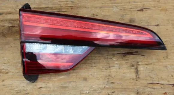 Audi A4 S4 B9 Tailgate rear/tail lights 8W9945093B 81510104