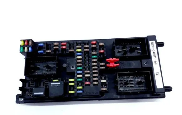 Land Rover Range Rover Evoque L538 Fuse module GJ3214F041AC