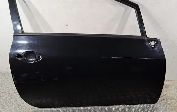 Door (2 Door Coupe)
