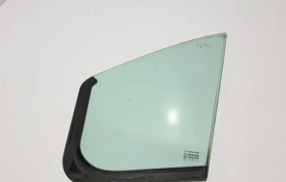 Opel Vivaro Front door vent window glass four-door 802633742R