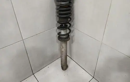 BMW M5 F90 Rear shock absorber with coil spring 8074121